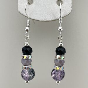 Stunning Black Gray Crackle Glass Beaded Dangle Earrings Silver Tone Boho Cute